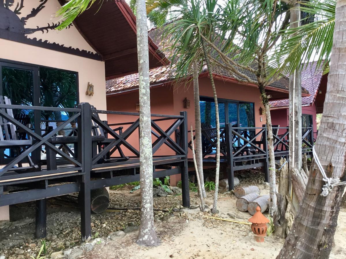Nirvana Resort Koh Chang Bang Bao Beach Exterior photo