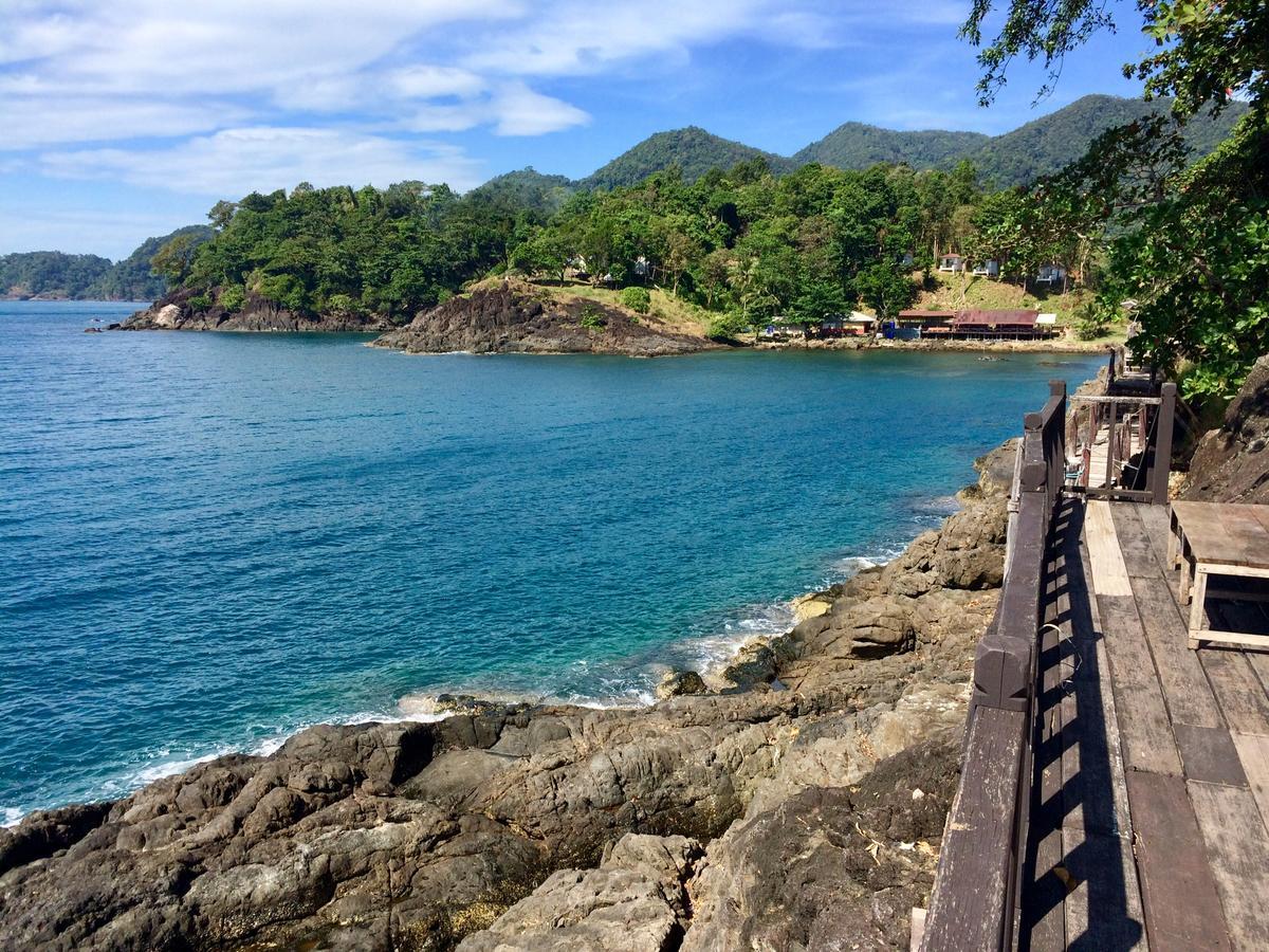 Nirvana Resort Koh Chang Bang Bao Beach Exterior photo