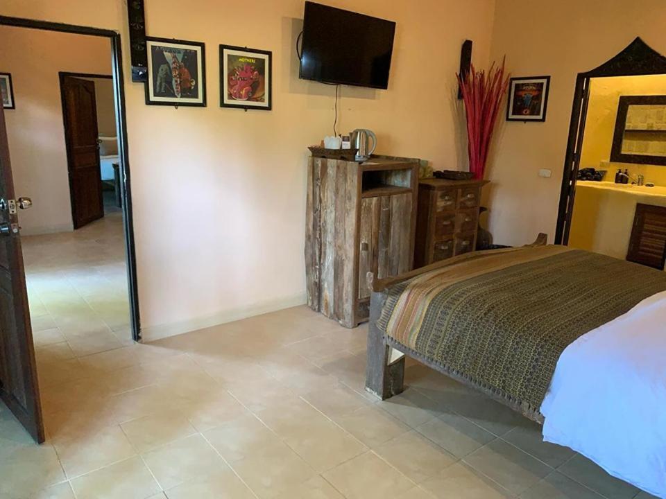 Nirvana Resort Koh Chang Bang Bao Beach Exterior photo